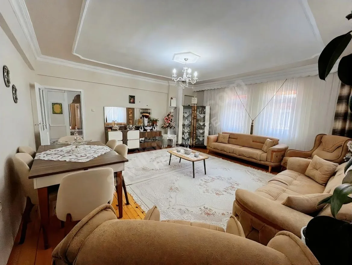 ERZURUM SATILIK 4+1 DAİRE 170M² AZIZIYE ÇATI KATI - Fotoğraf 7