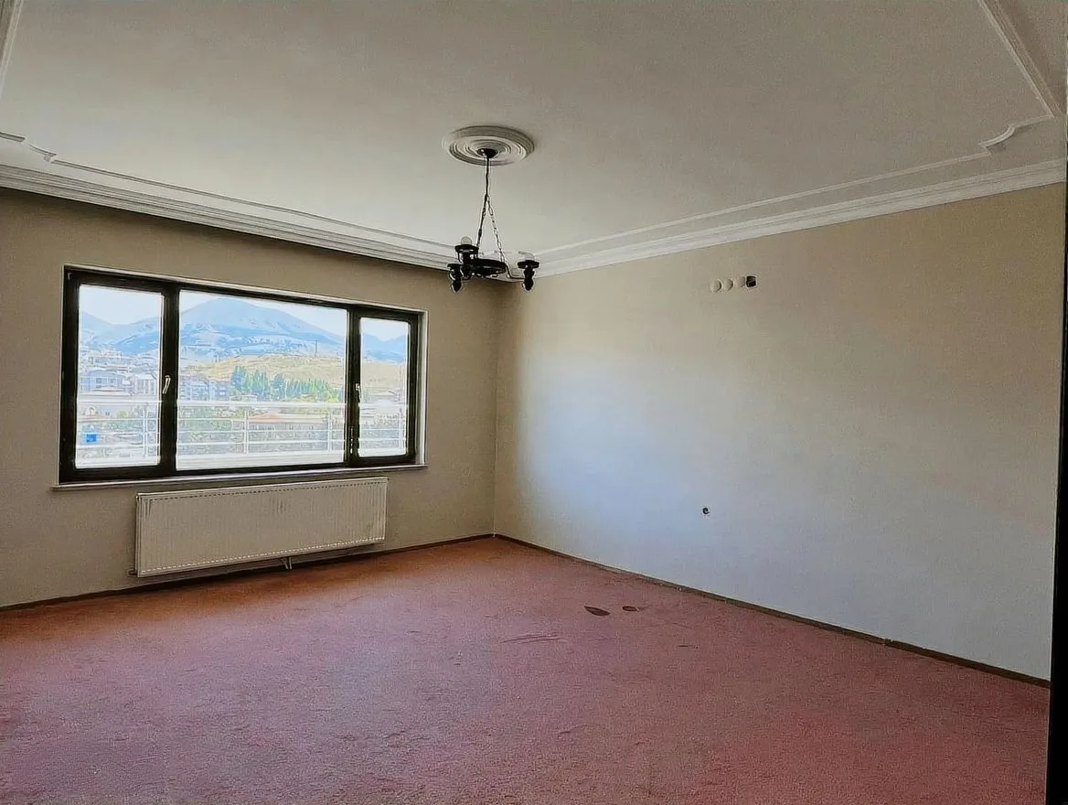 175M² ERZURUM SATILIK 4+1 DAİRE YAKUTIYE MERKEZİ ISITMALI - Fotoğraf 10