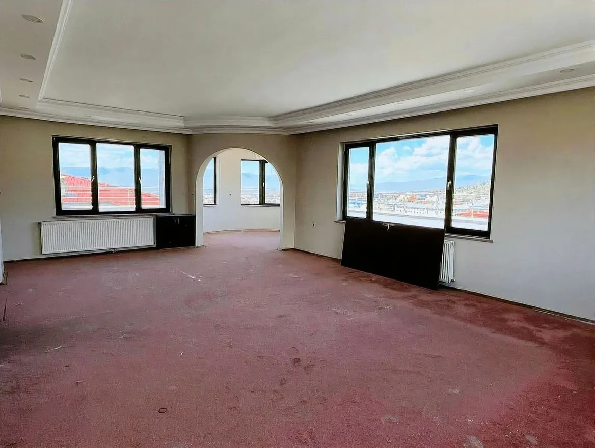 175M² ERZURUM SATILIK 4+1 DAİRE YAKUTIYE MERKEZİ ISITMALI - 5