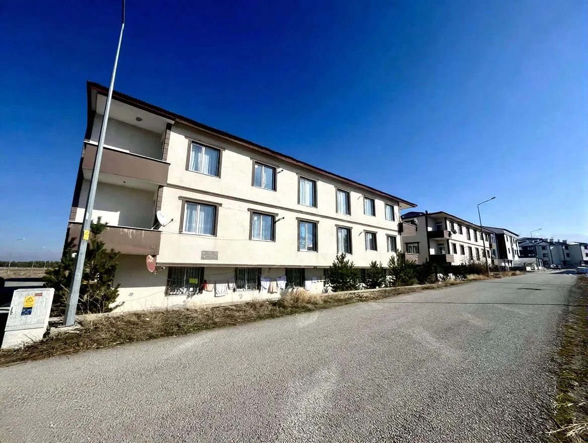 ERZURUM SATILIK 2+1 DAİRE | AZIZIYE 85M² - Fotoğraf 5