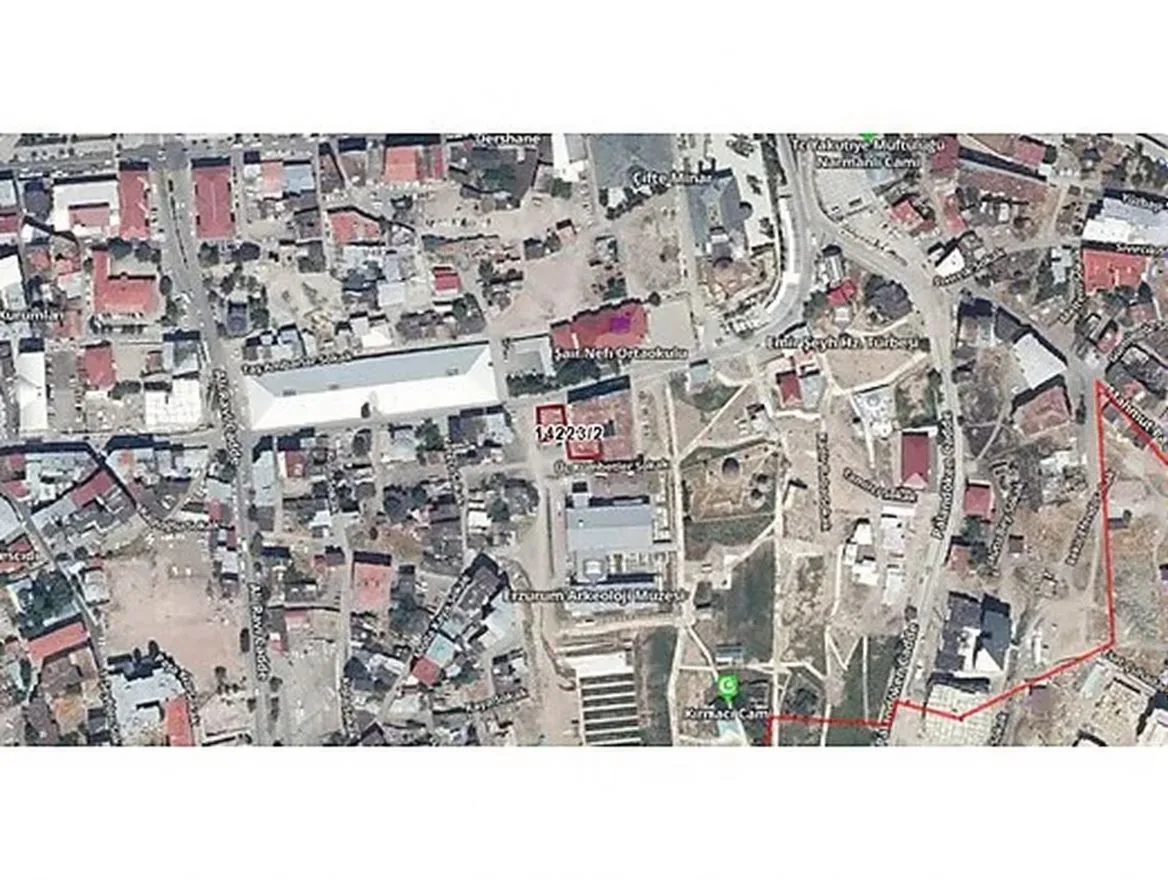 ERZURUM YAKUTIYE SATILIK ARSA 869M² TICARI + KONUT İMARLI - 1