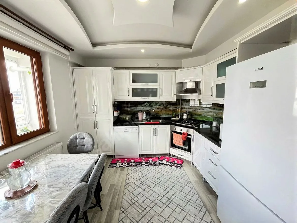 ERZURUM SATILIK 3+1 DAİRE ARA/3 KAT 135M² AZIZIYE - 3