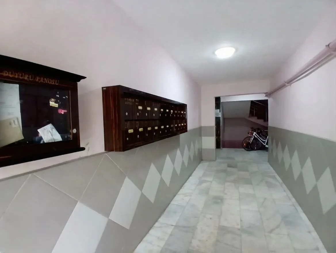 180M² ERZURUM SATILIK 4+1 DAİRE PALANDÖKEN ASANSÖRLÜ - 1