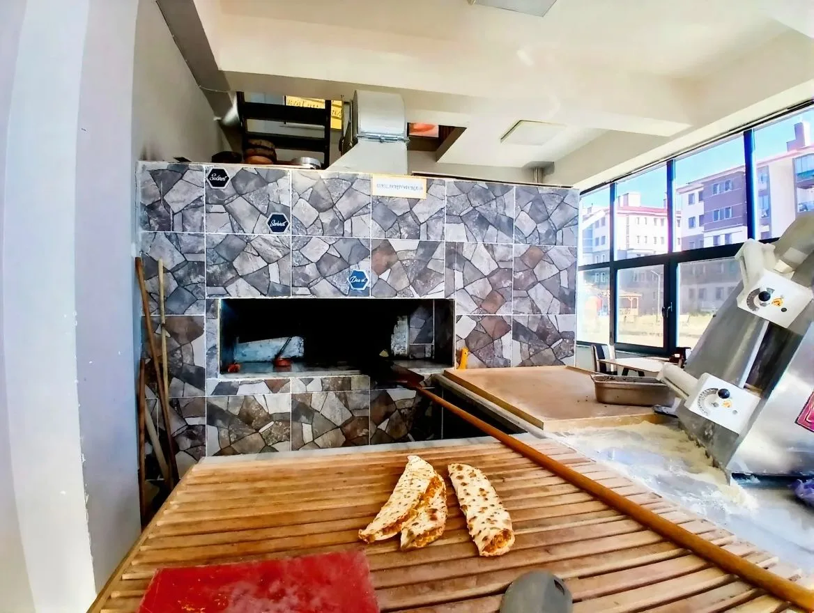 SATILIK RESTORAN ERZURUM/AZIZIYE 100M² FAALİYETTE - 1