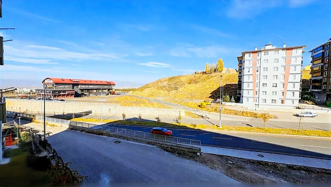 ERZURUM SATILIK 3+1 DAİRE | ÜNİVERSİTE + ŞEHİR HASTANESİ YAKINI - Fotoğraf 28