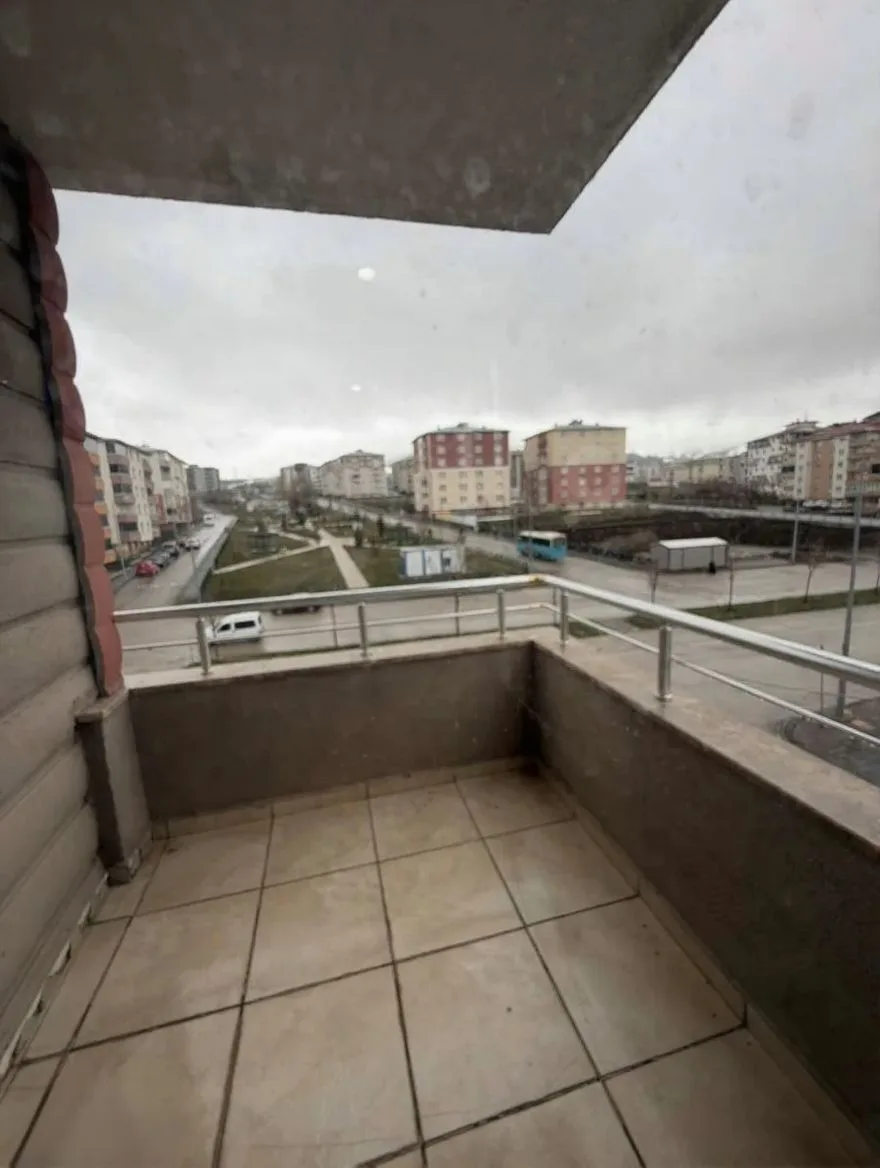 ERZURUM PALANDÖKEN KİRALIK 3+1 DAİRE 170M² MERKEZİ ISITMALI - Fotoğraf 29