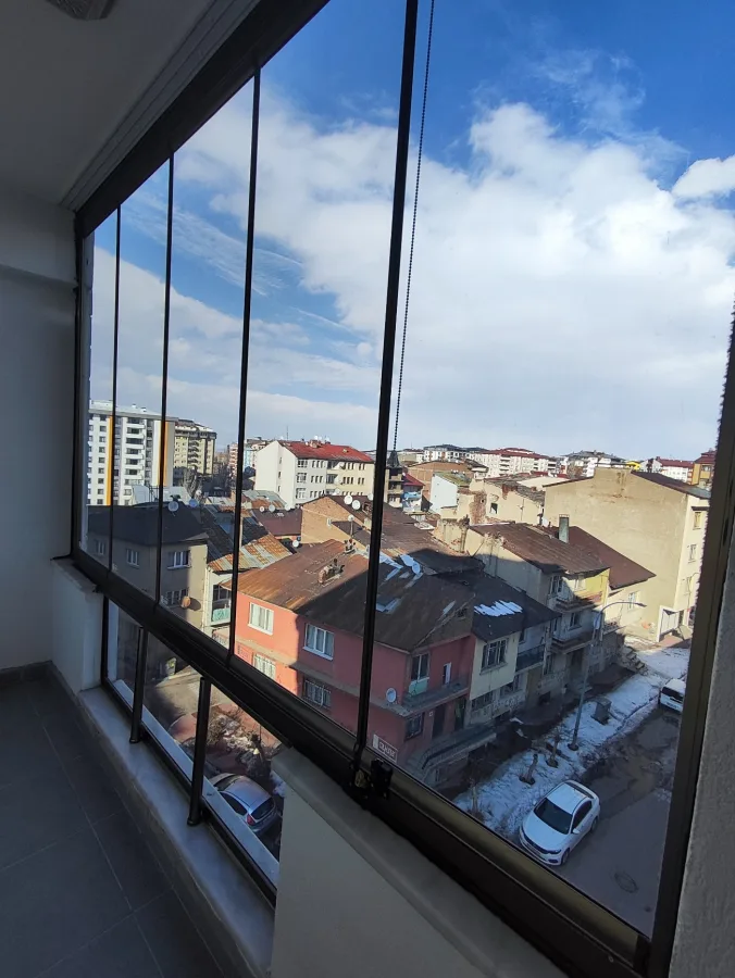 Yoncalık Eğitim Fakültesi Karşısı Ahmetoğlu Rezidans 3+1 Kiralık - Fotoğraf 3